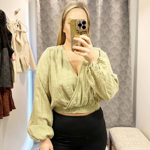 Free People Tops - Free People V Neck Balloon Sleeve Smocked Waist Cropped Top Green Small